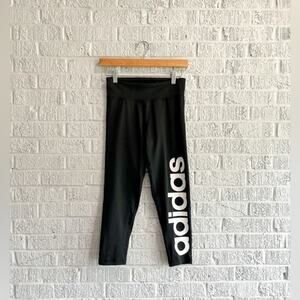 Adidas Women's Cropped Black Leggings Small Yoga Pants